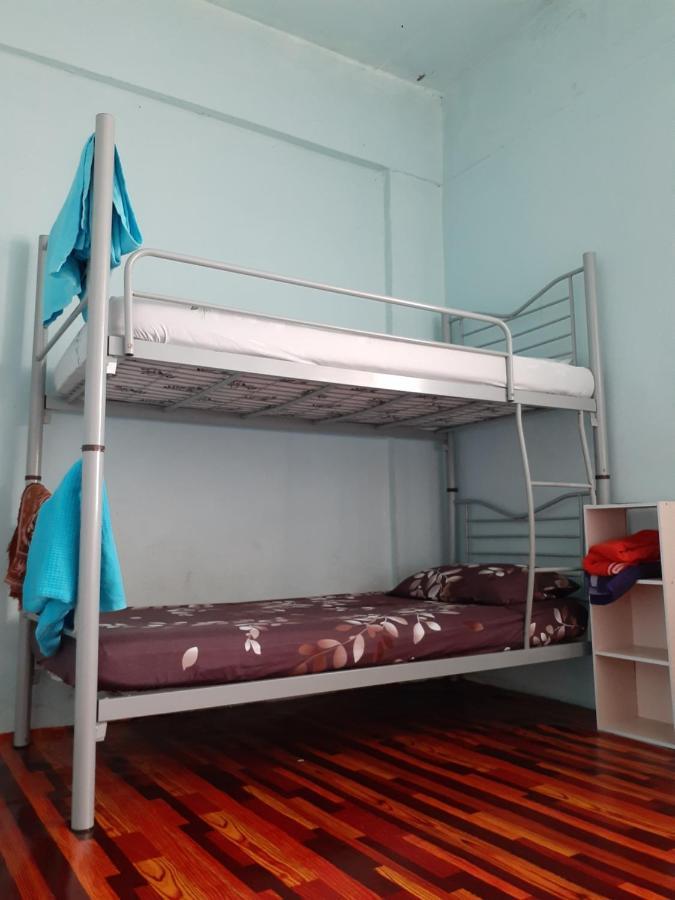 Homestay Idaman Tun Hussein - Harga Untuk 1 Rumah ,1 Bilik ,1 Bilik Air 4 Single Bed - Not Sharing Perai Zewnętrze zdjęcie