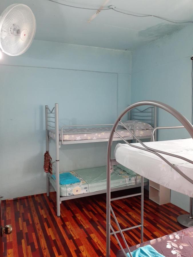 Homestay Idaman Tun Hussein - Harga Untuk 1 Rumah ,1 Bilik ,1 Bilik Air 4 Single Bed - Not Sharing Perai Zewnętrze zdjęcie