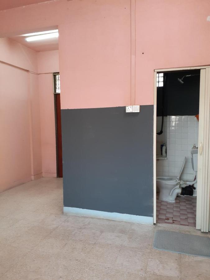 Homestay Idaman Tun Hussein - Harga Untuk 1 Rumah ,1 Bilik ,1 Bilik Air 4 Single Bed - Not Sharing Perai Zewnętrze zdjęcie
